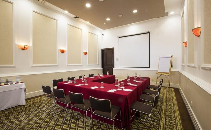 Constelación V Krystal® Satélite María Bárbara Ciudad de México Constelación V Krystal® Satélite María Bárbara Ciudad de México