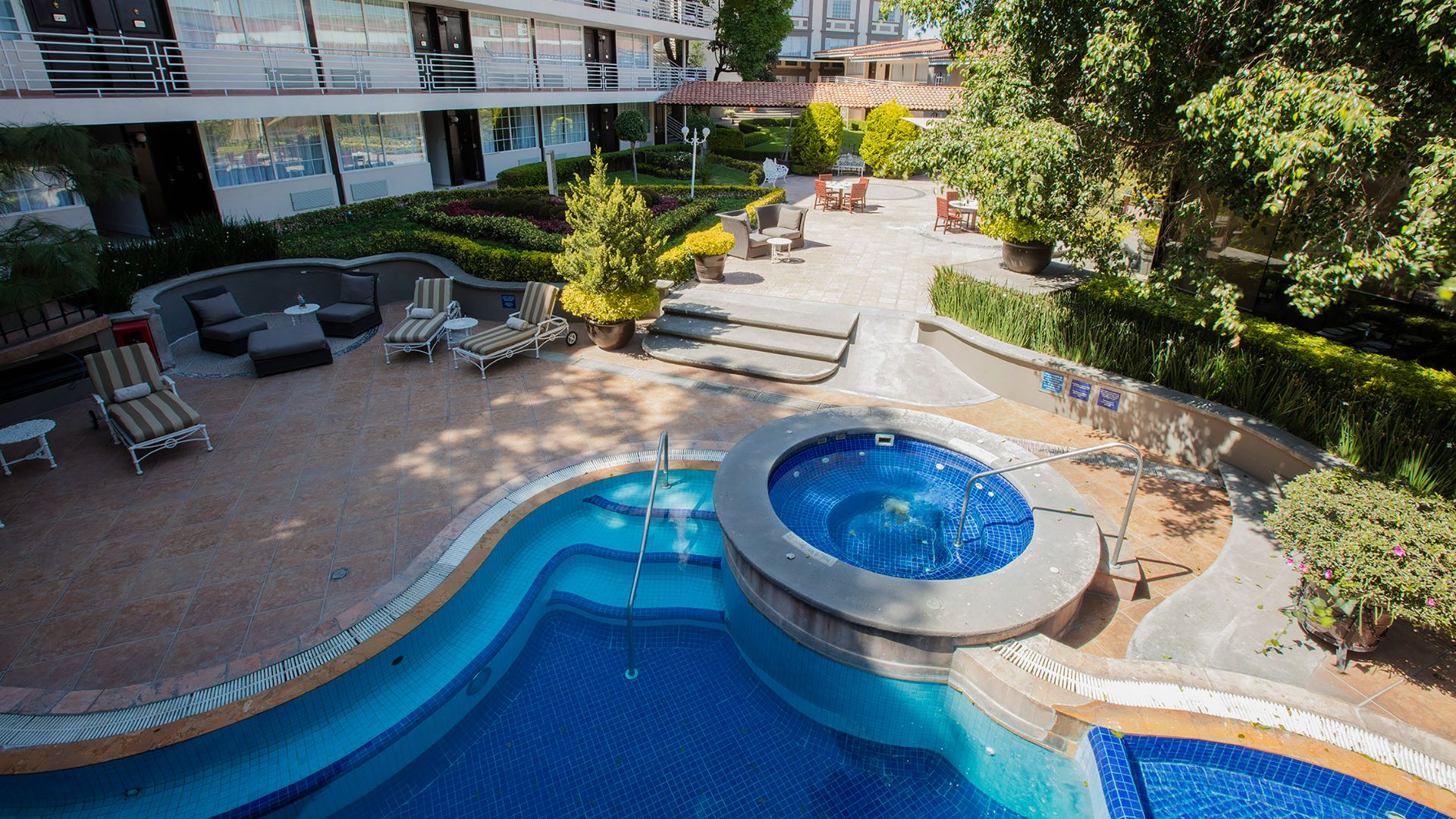   Krystal® Satélite María Bárbara Ciudad de México